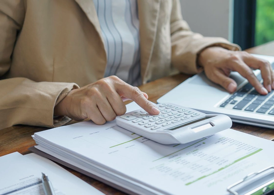 Financial advisor meeting with client