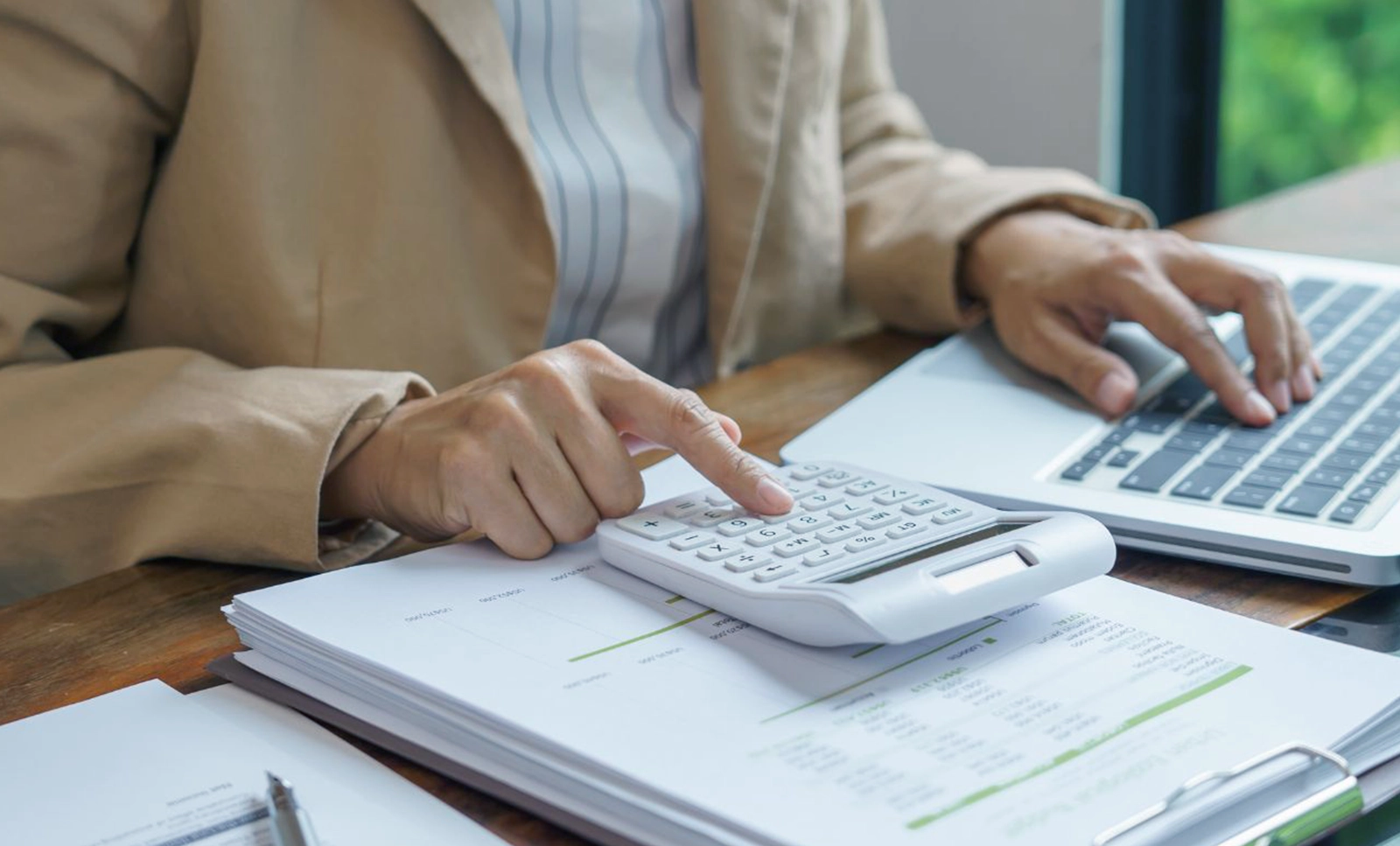 Financial advisor meeting with client